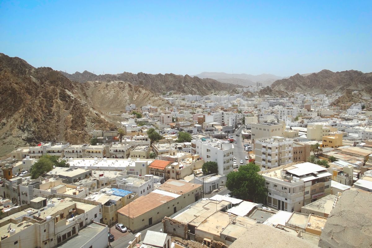 هل تحصل على مكافأة نهاية الخدمة إذا استقلت في عُمان؟